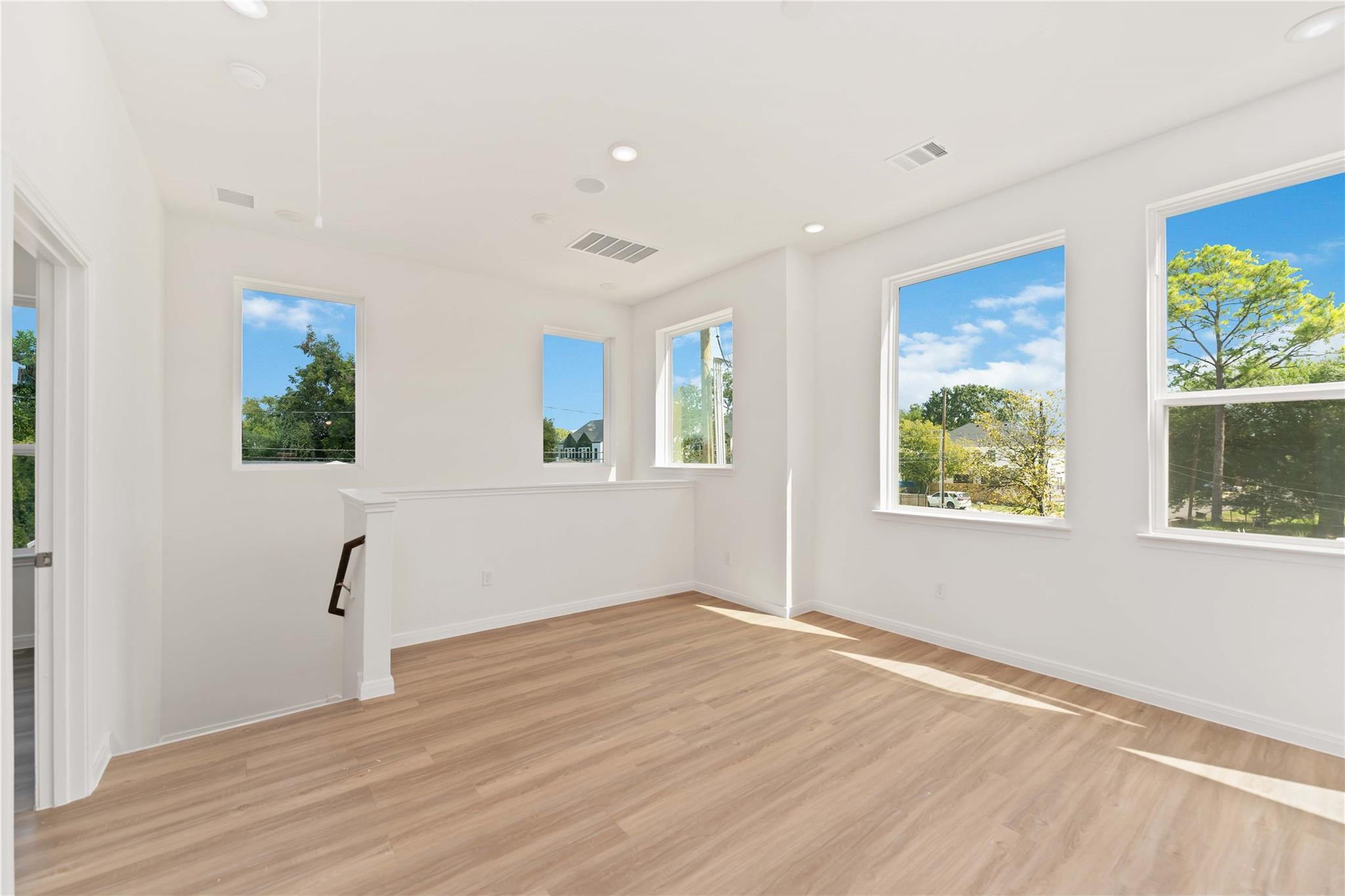 4710 Mallow Street Unit: C/D