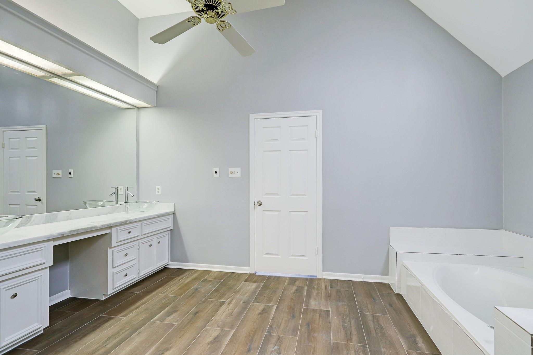 7403 Manor Bridge Court