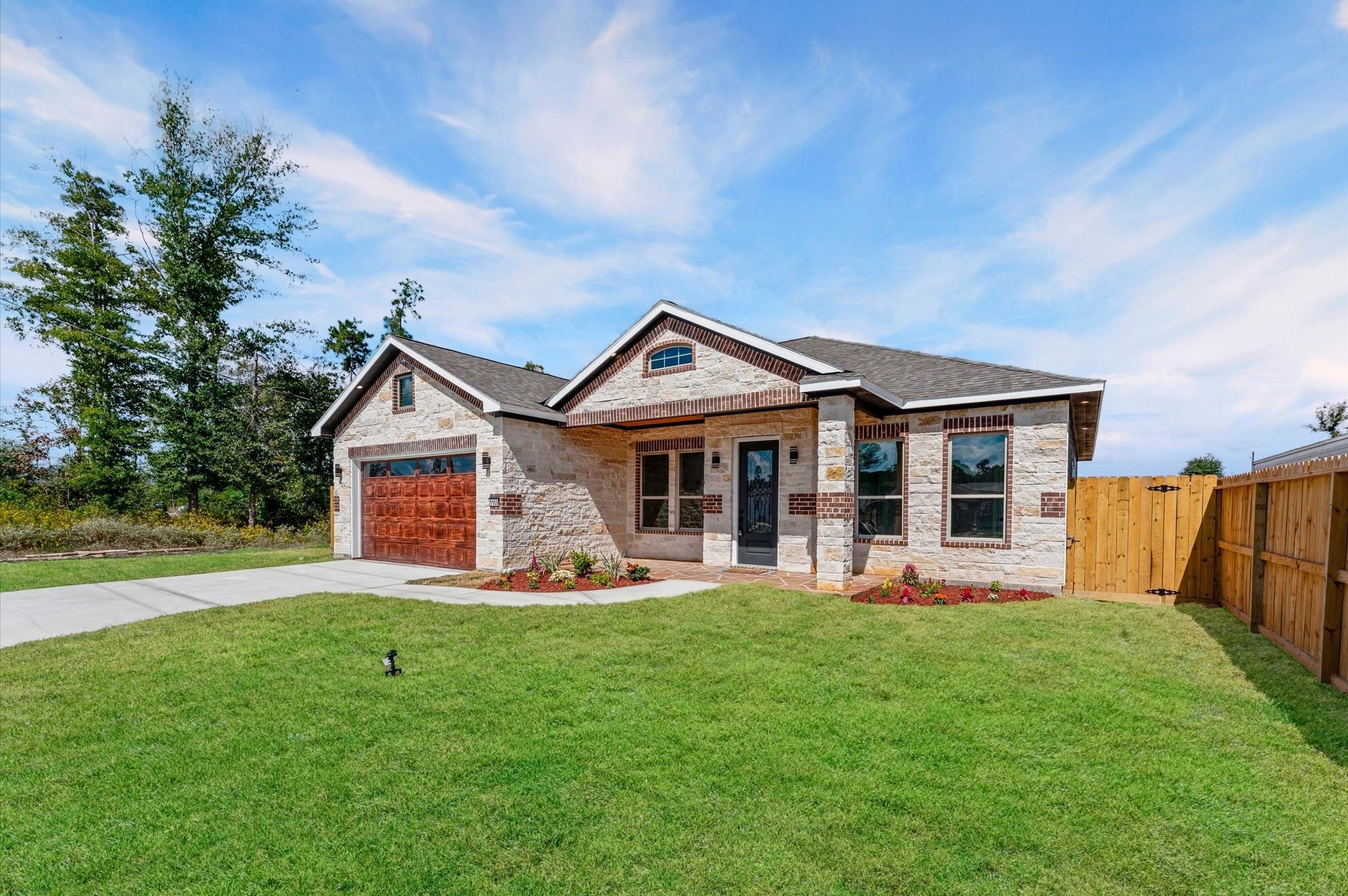 1109 Long Leaf Pine Street