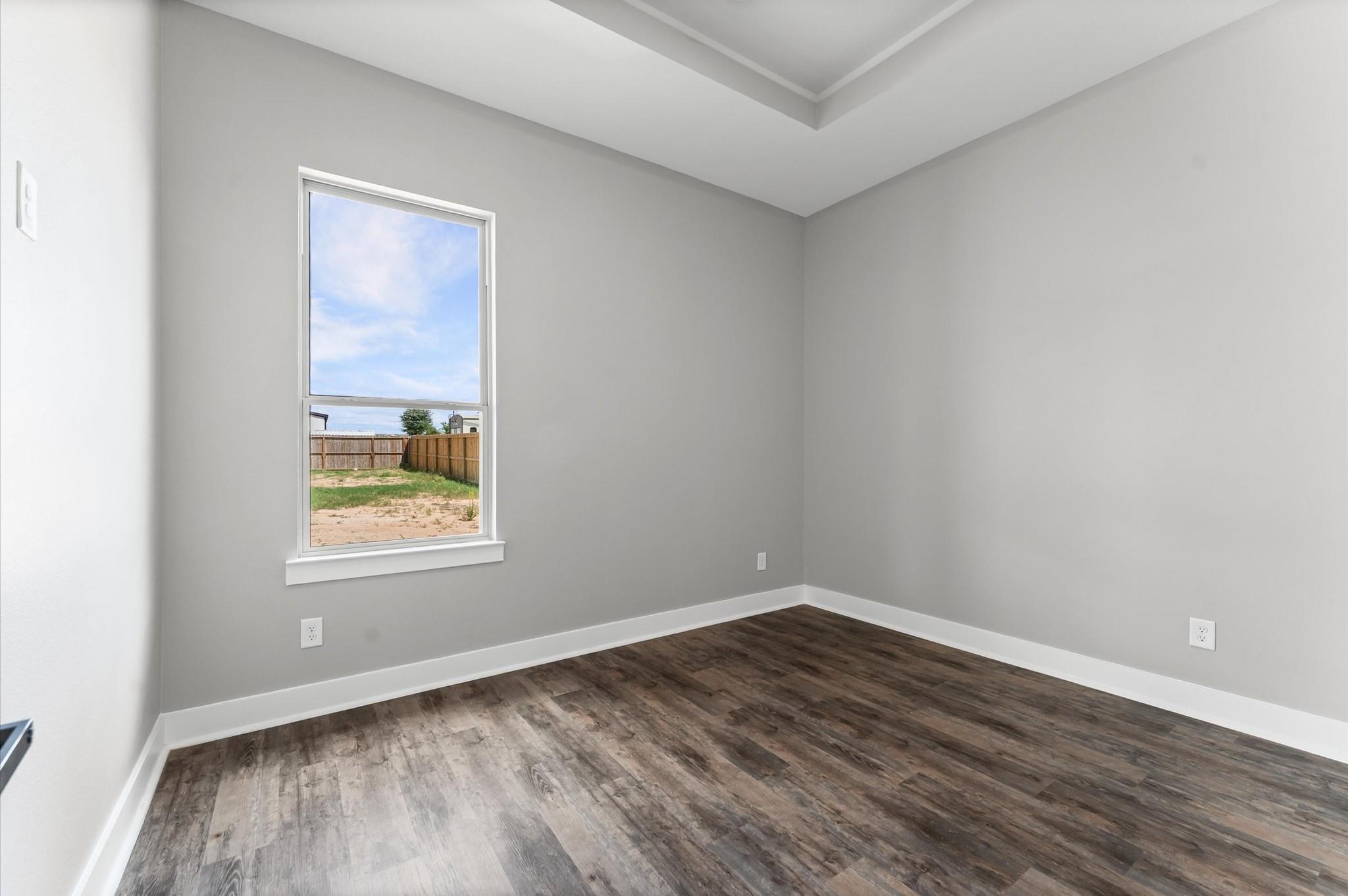 1109 Long Leaf Pine Street