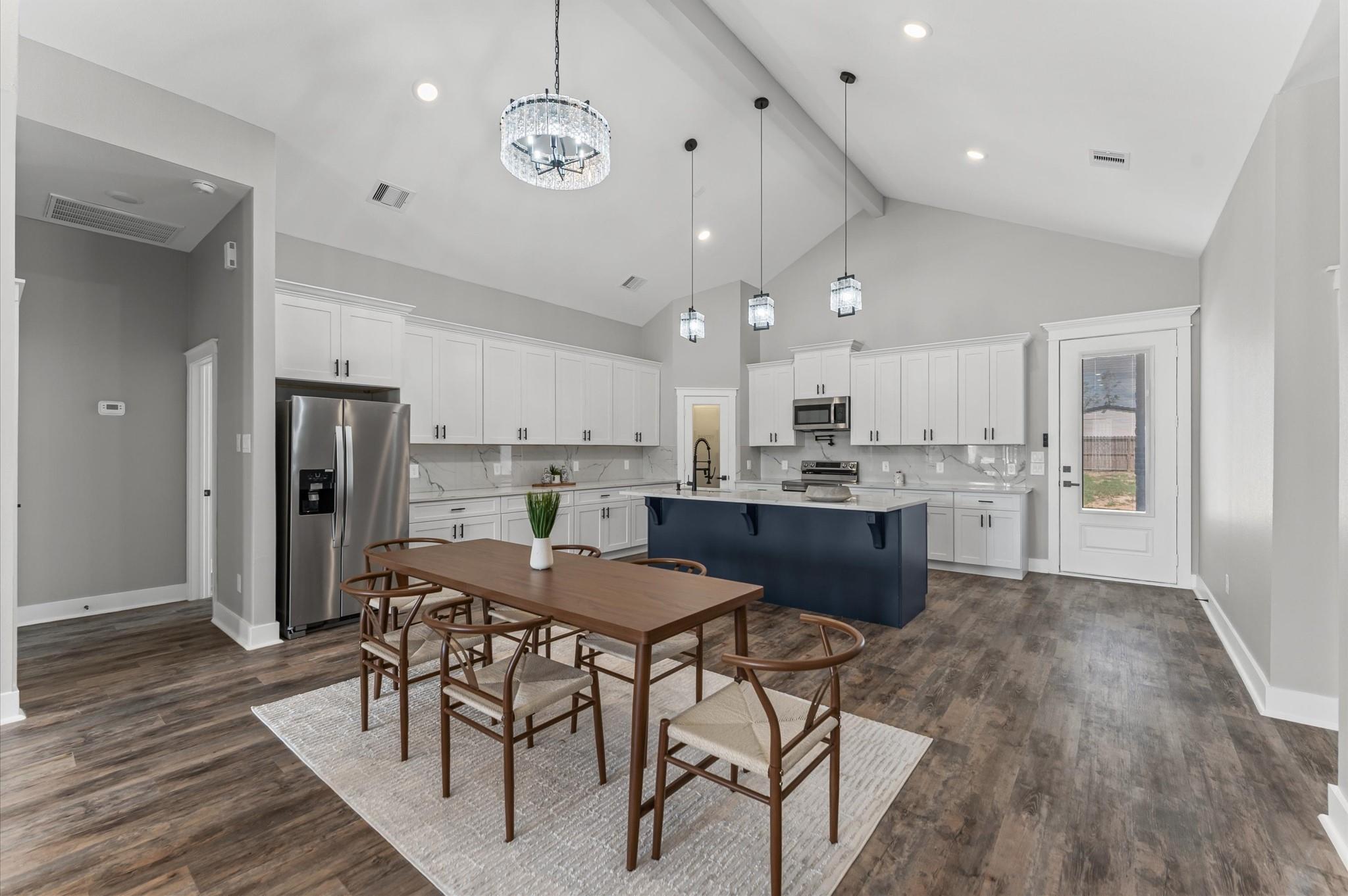 1109 Long Leaf Pine Street