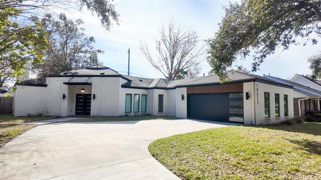 10023 Piping Rock Lane