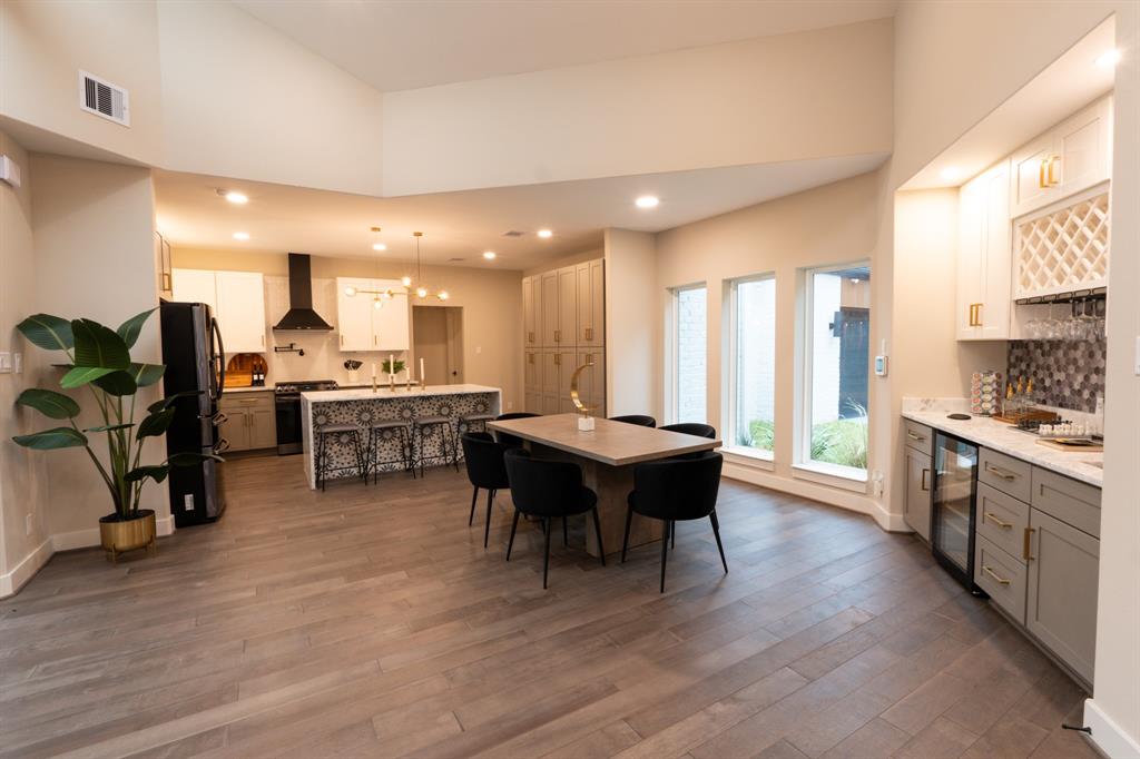 10023 Piping Rock Lane