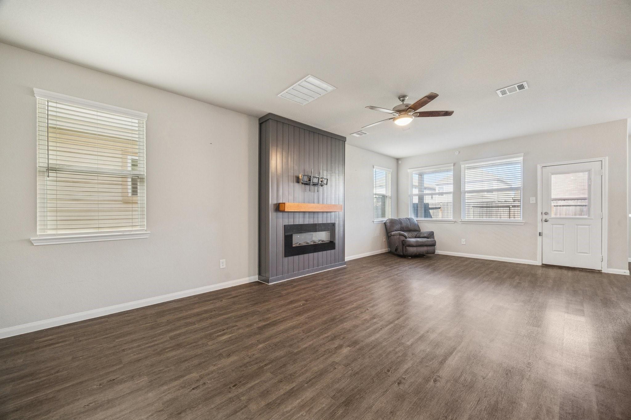 3710 Giorgio Pastel Place