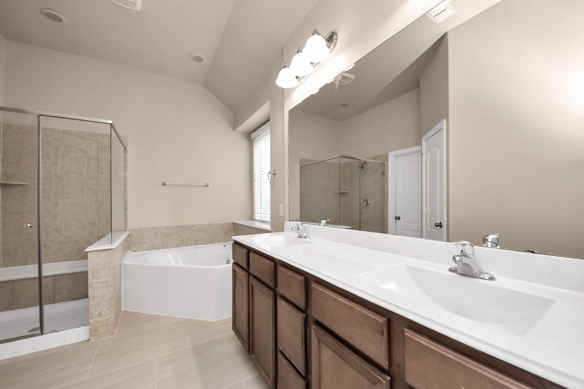 17031 Ardkinglas Drive