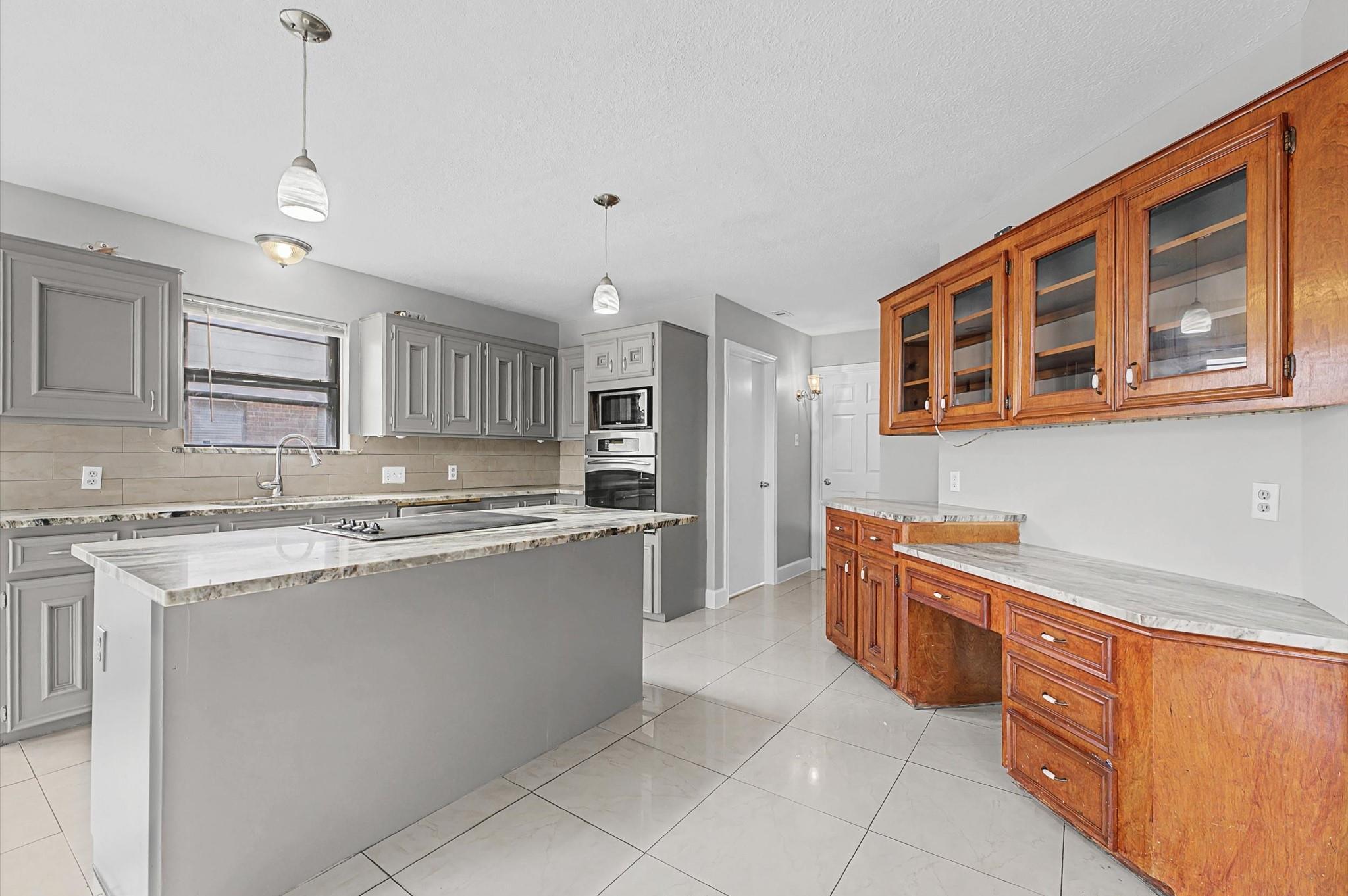 7223 Mission Court Drive