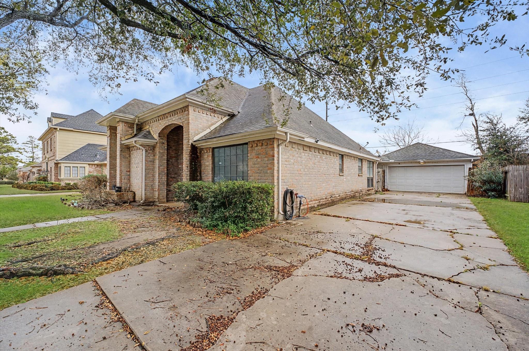 7223 Mission Court Drive