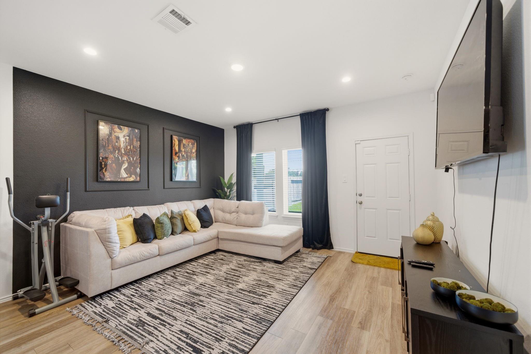 23583 Nectar Crest Heights