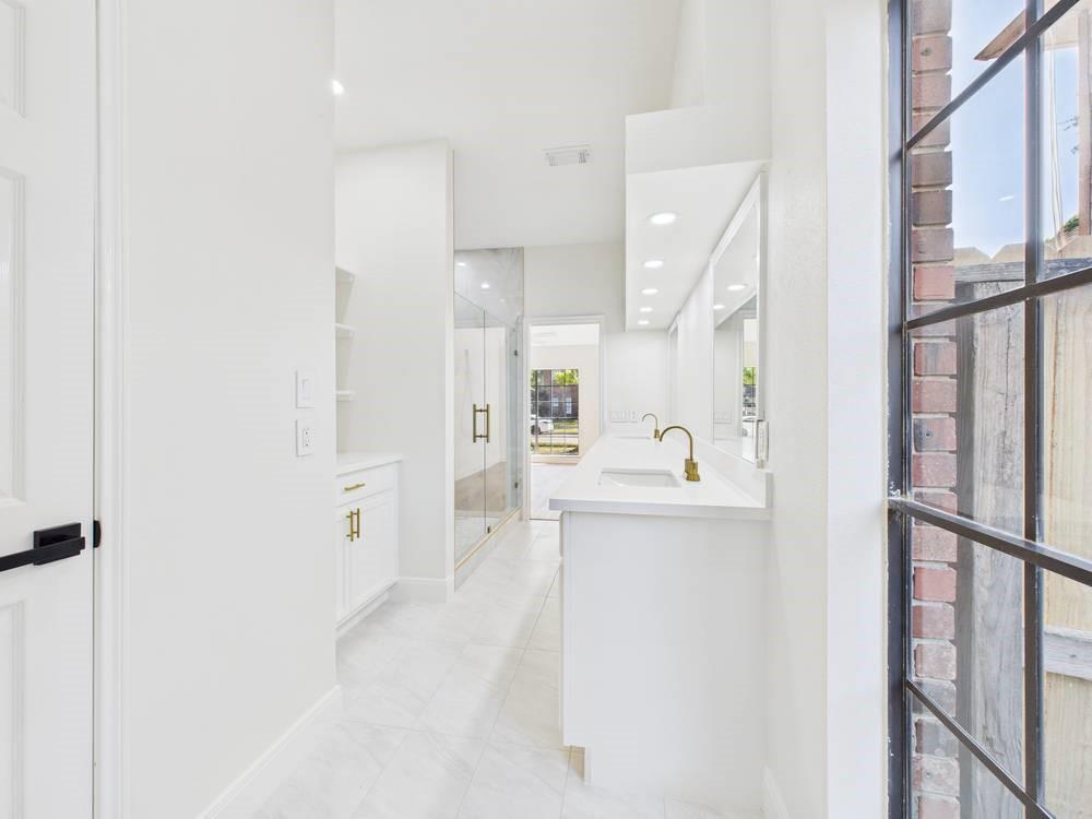 2012 Catamaran Drive