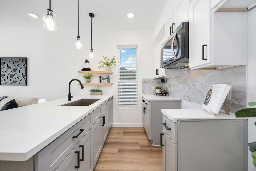 7946 Fields Street Unit: A/B