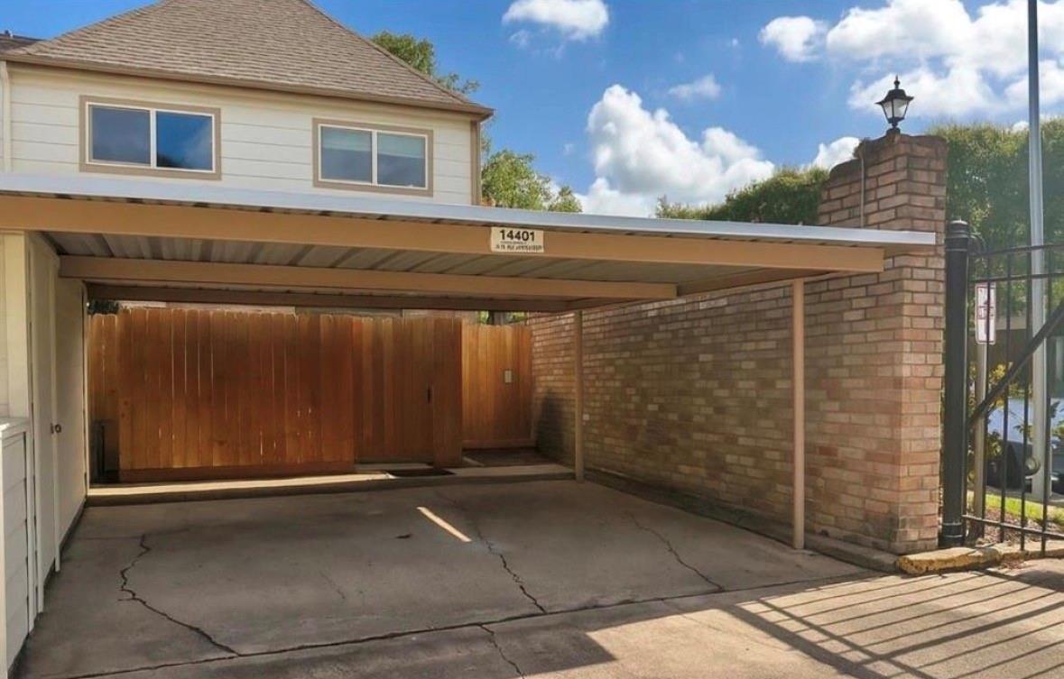 14401 Misty Meadow Ct