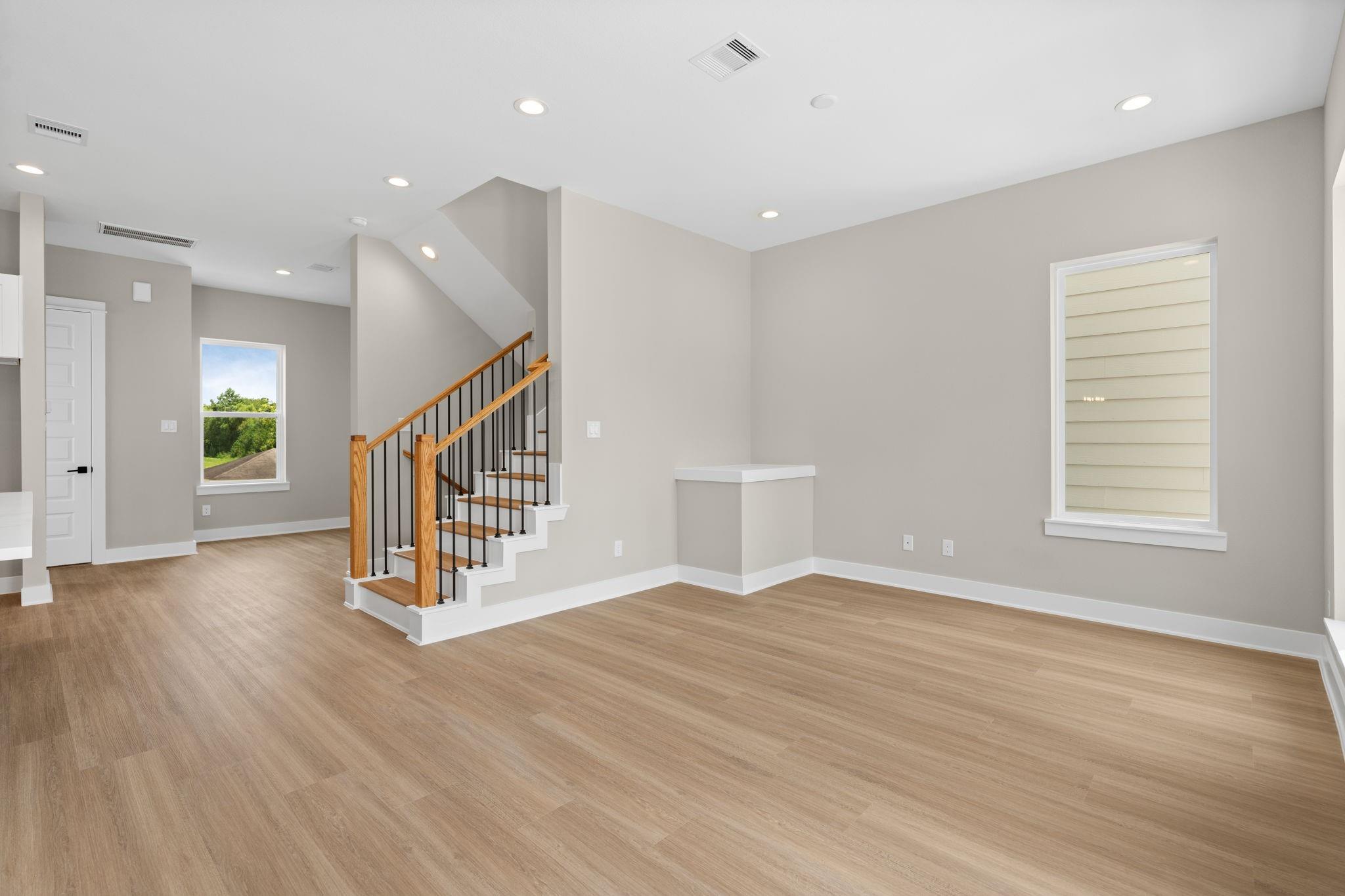 5828 Highland Sun Lane