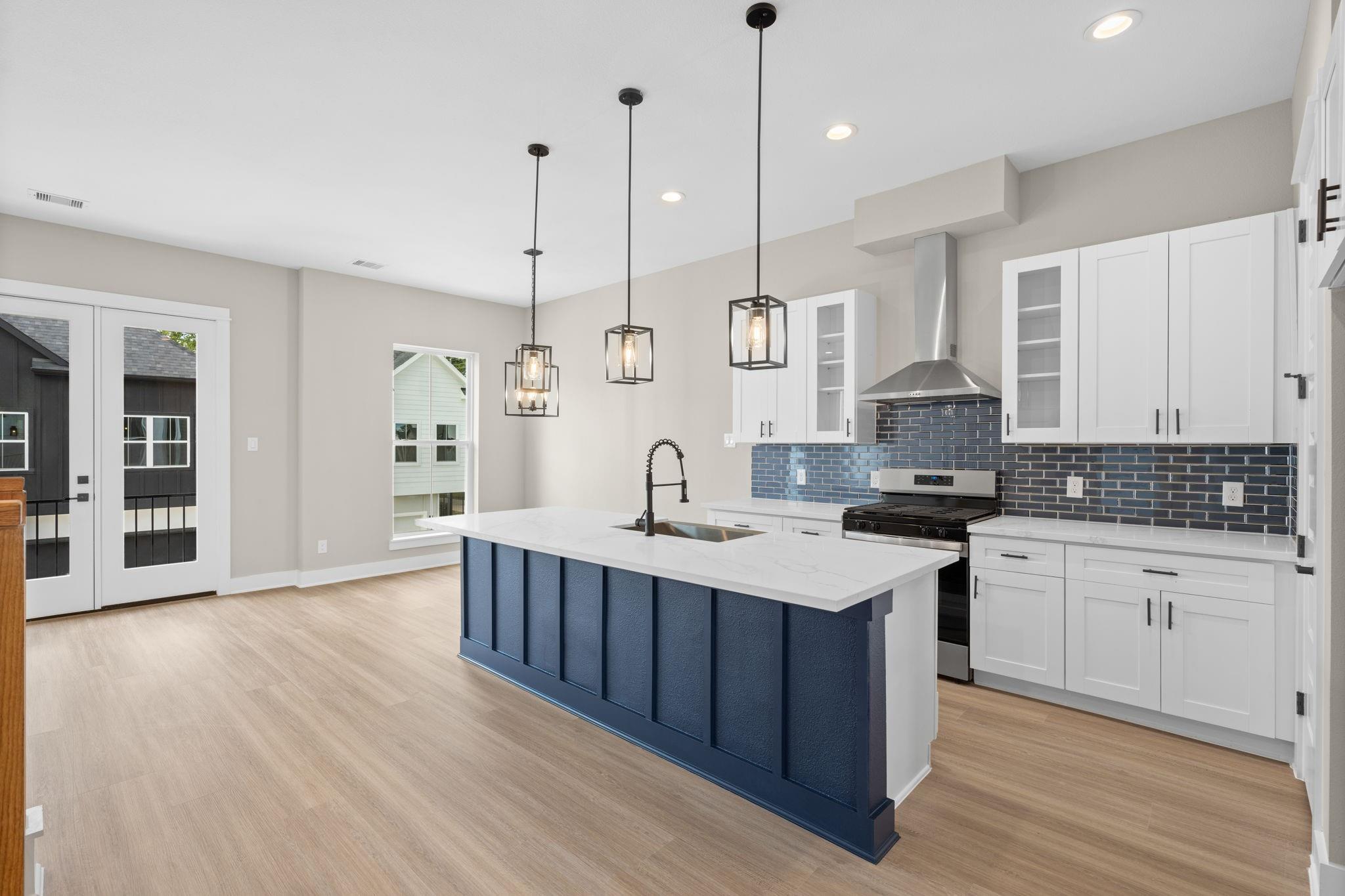 5828 Highland Sun Lane