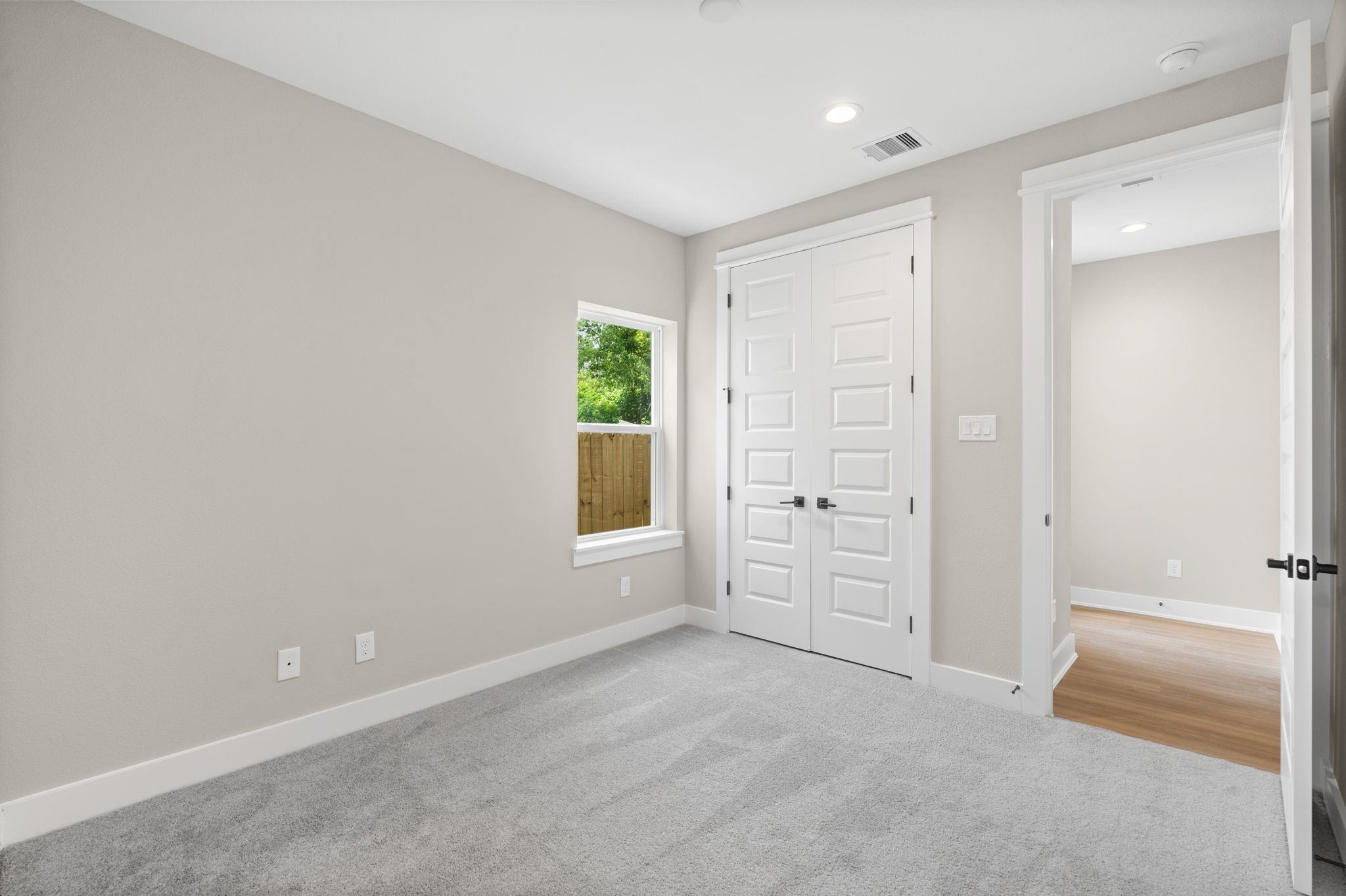 5828 Highland Sun Lane