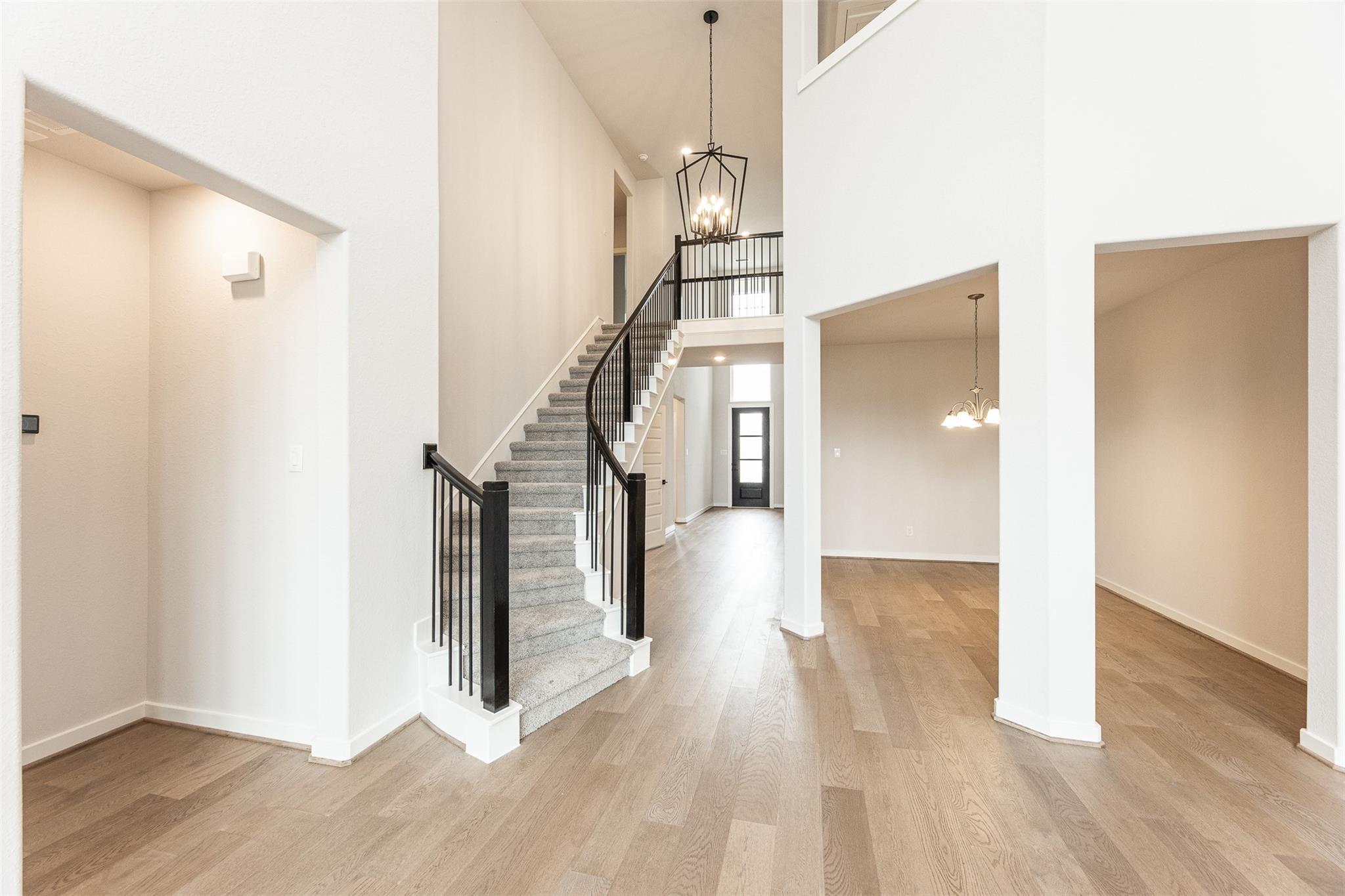 1735 Rustling Creek Drive