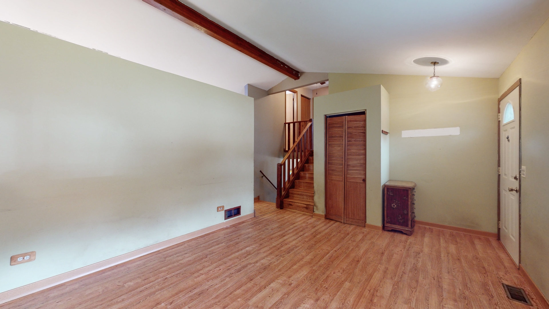 301 GREENVIEW Drive