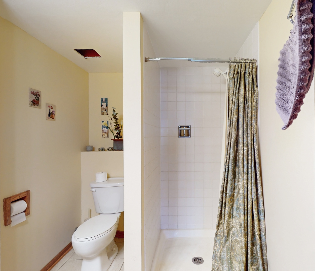 301 GREENVIEW Drive