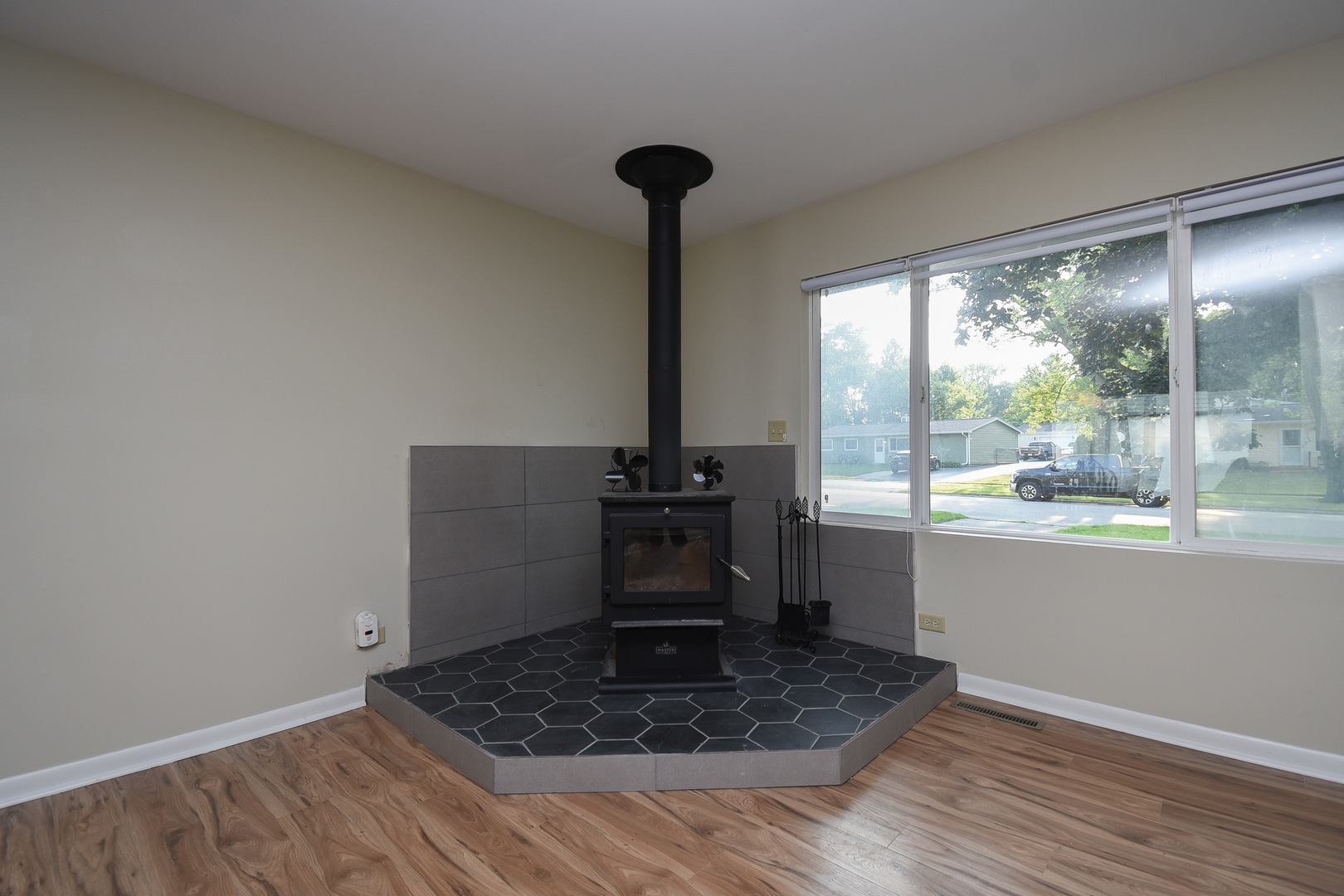 36891 N Grandwood Drive