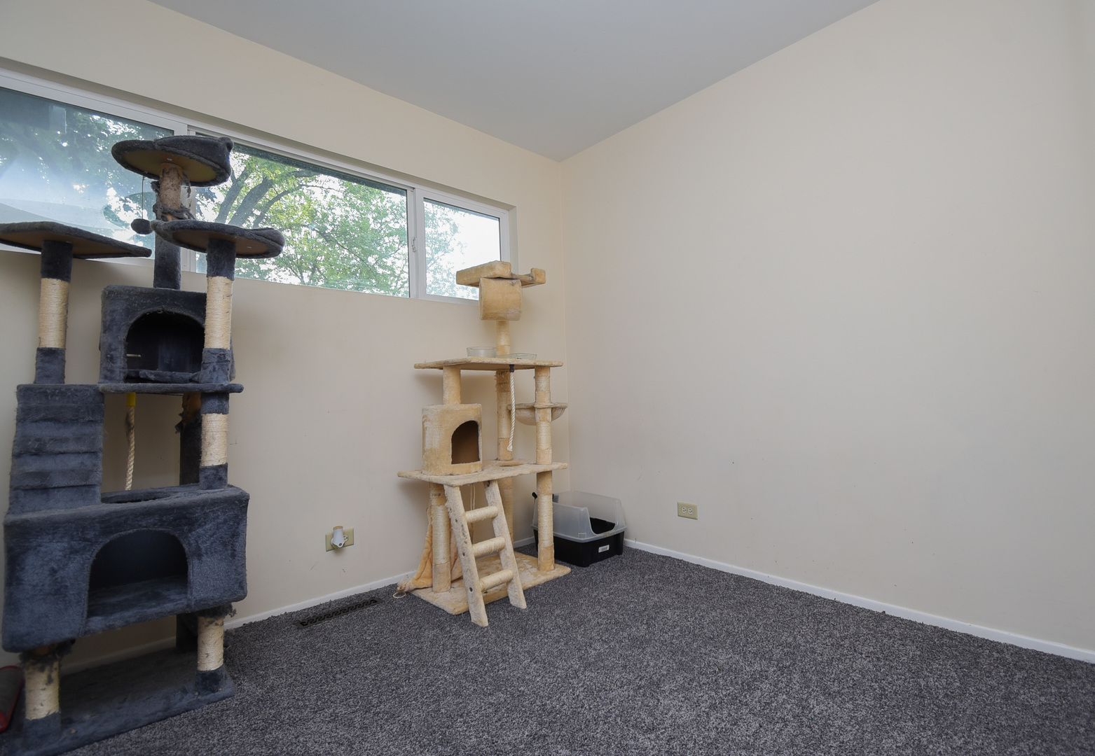 36891 N Grandwood Drive