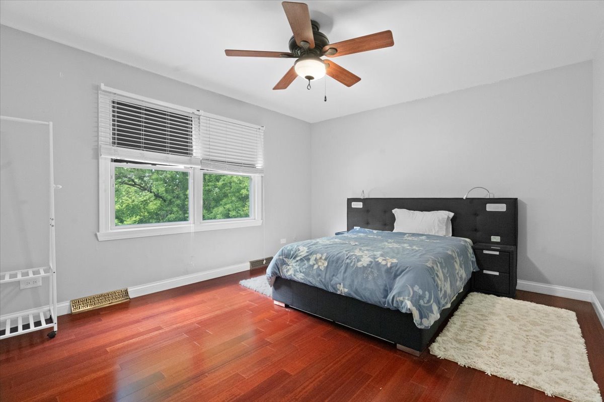 1344 Trinity Place