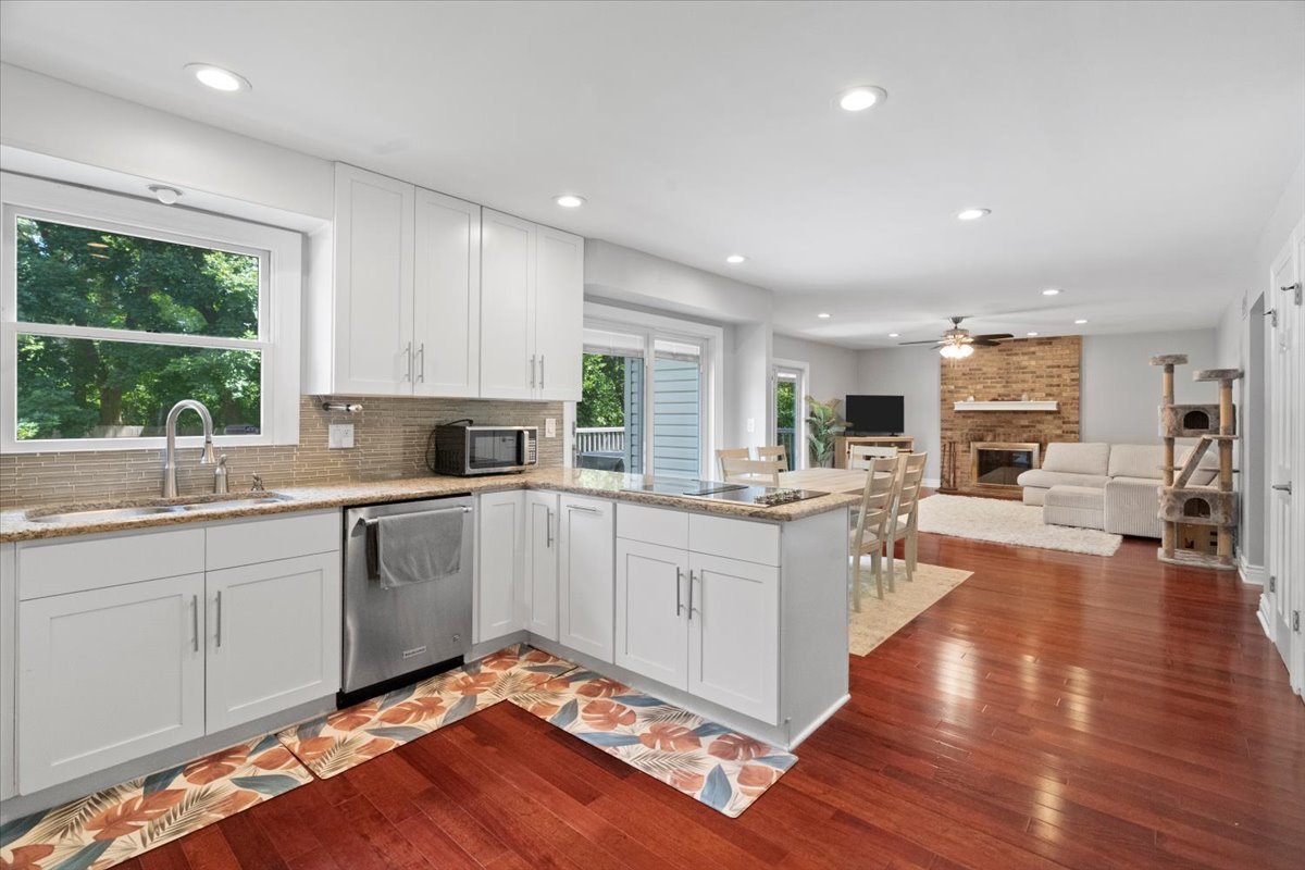 1344 Trinity Place
