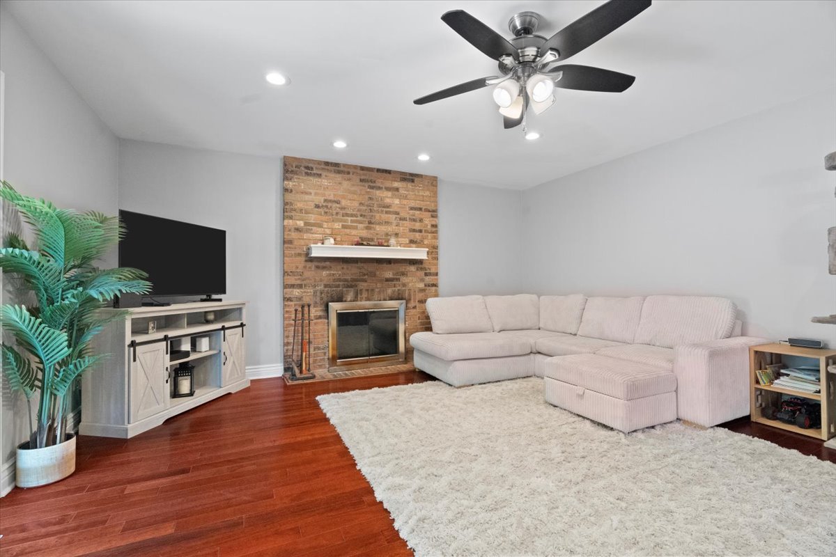1344 Trinity Place