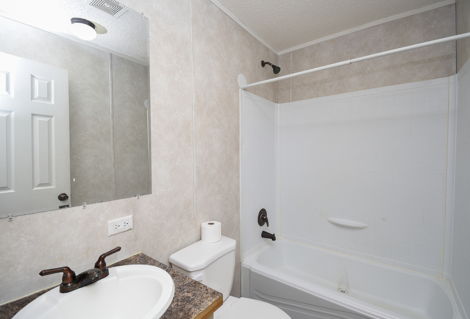 38455 N Sheridan Road Unit: 768