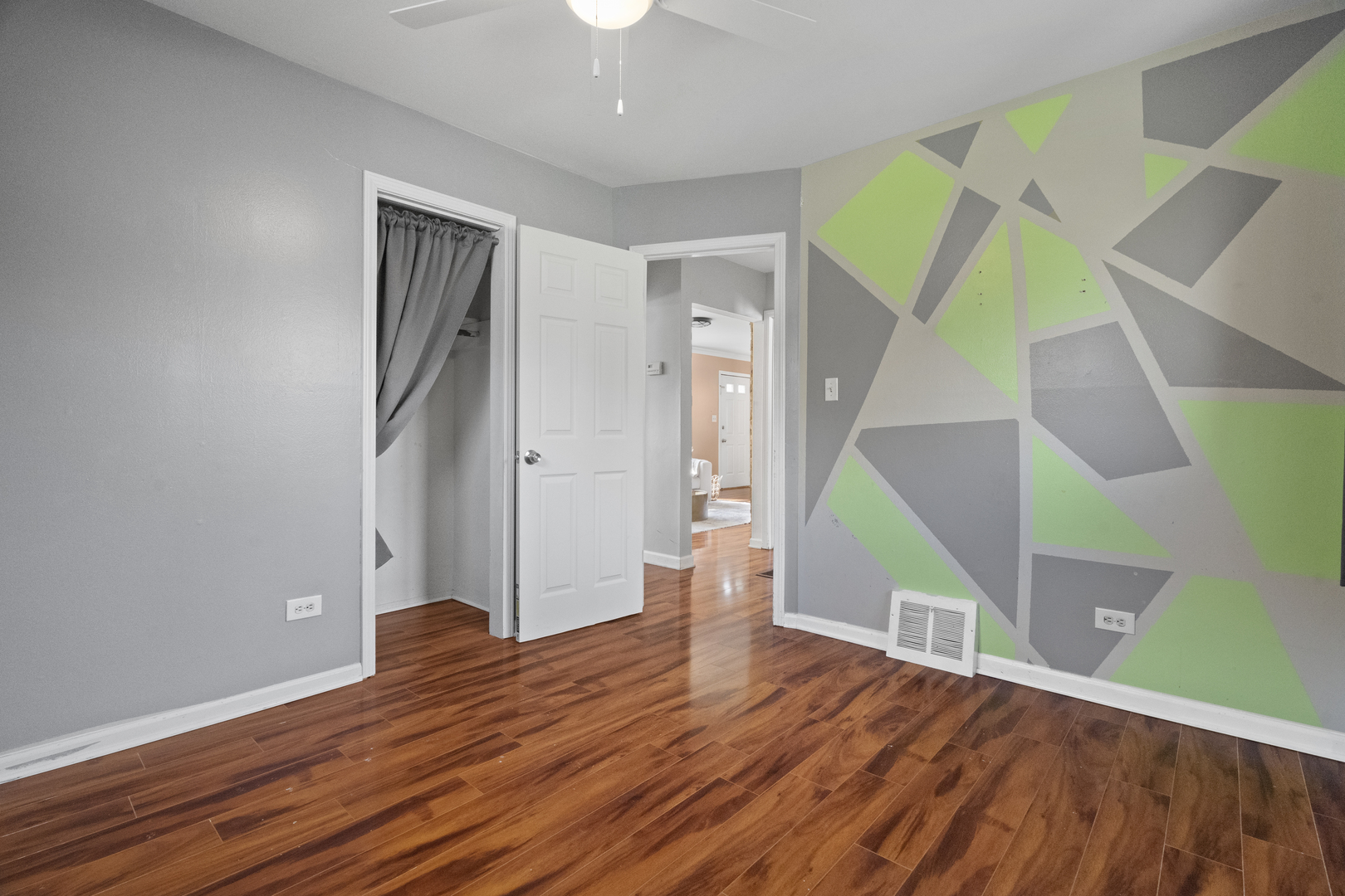 2832 Osage Circle