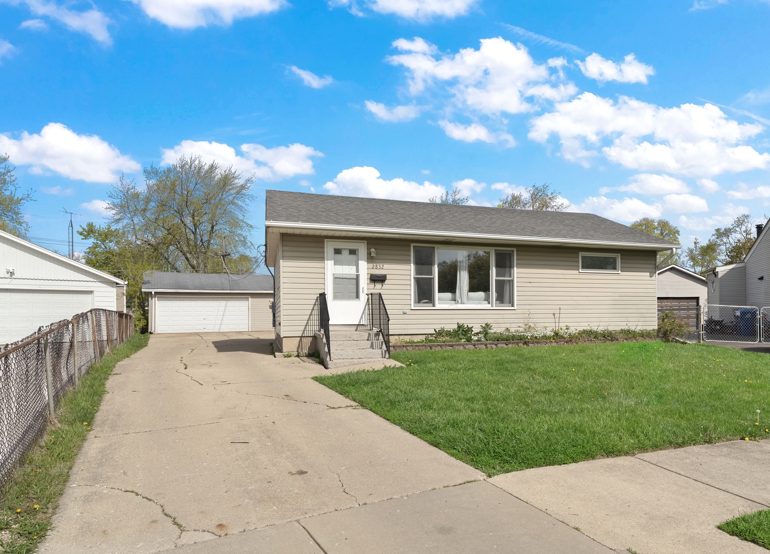 2832 Osage Circle