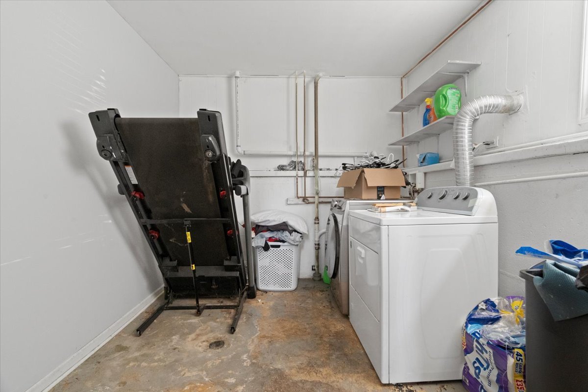 2116 Castle Court