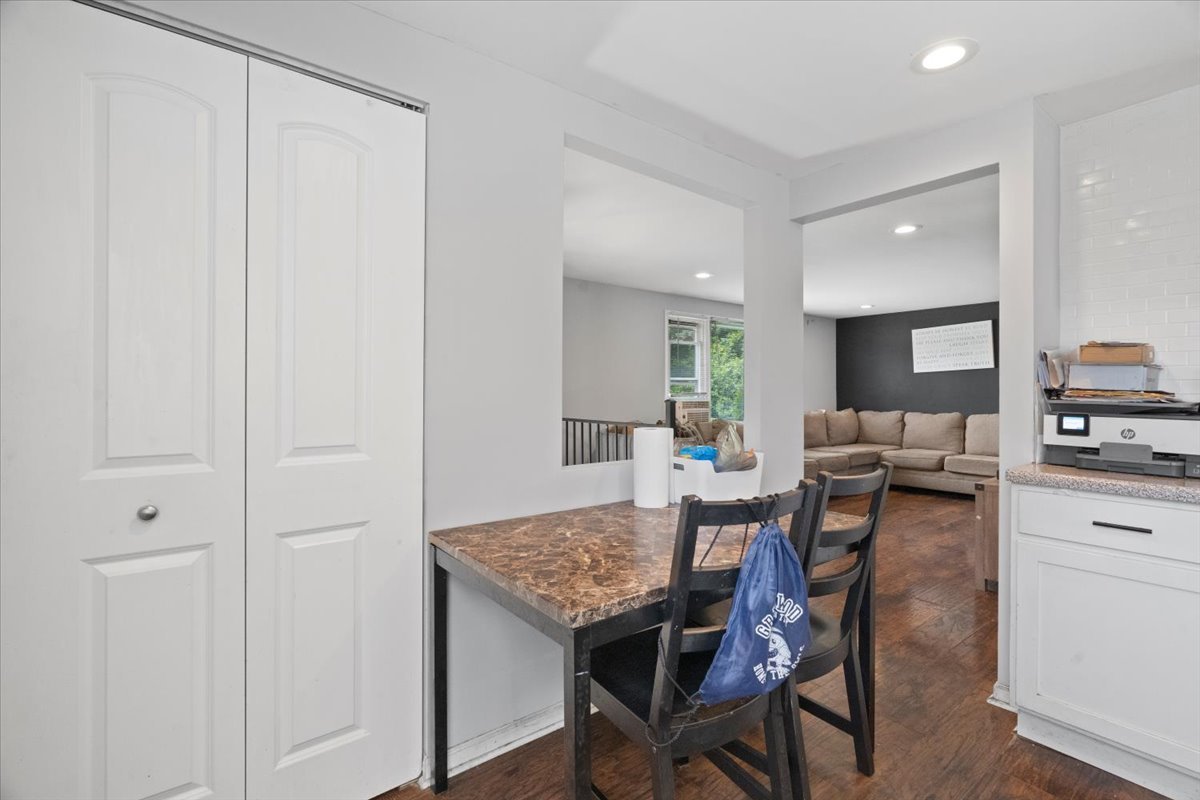 2116 Castle Court