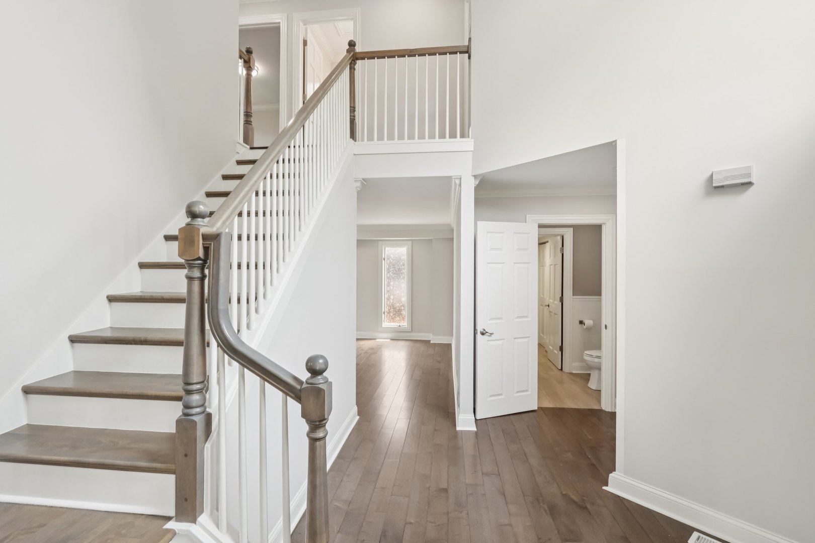 122 W Courtland Street