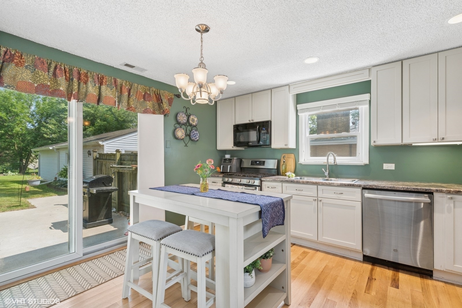 39449 N Carol Lane