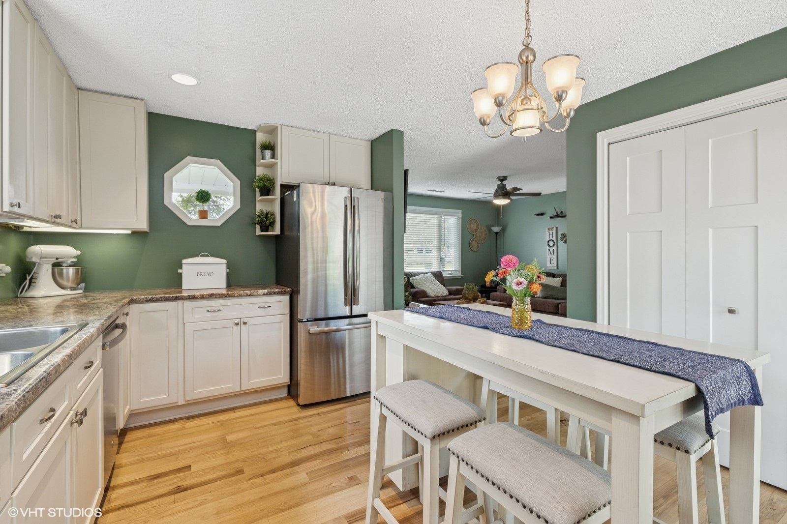 39449 N Carol Lane
