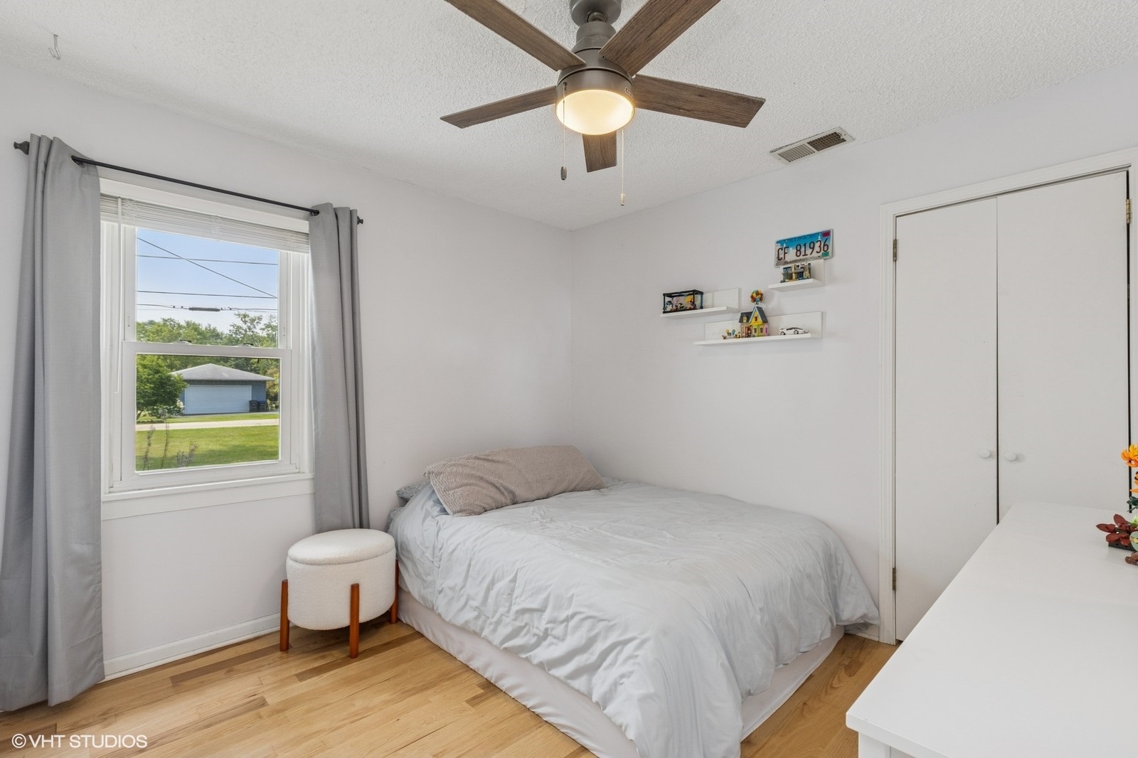 39449 N Carol Lane