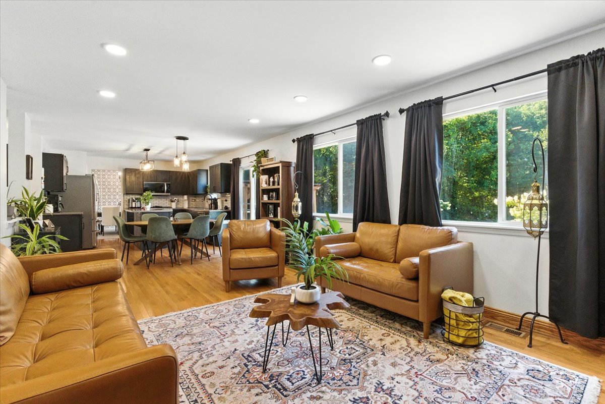 4111 Phillip Drive