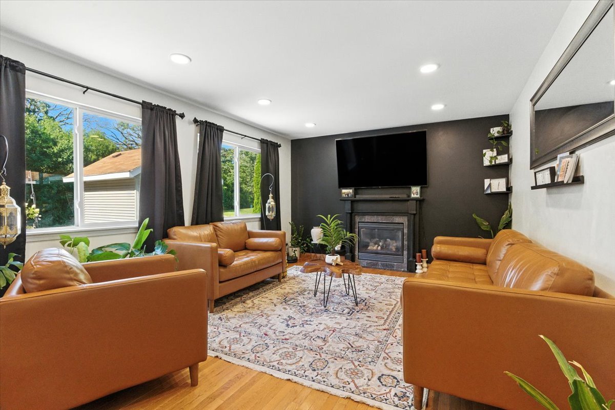 4111 Phillip Drive