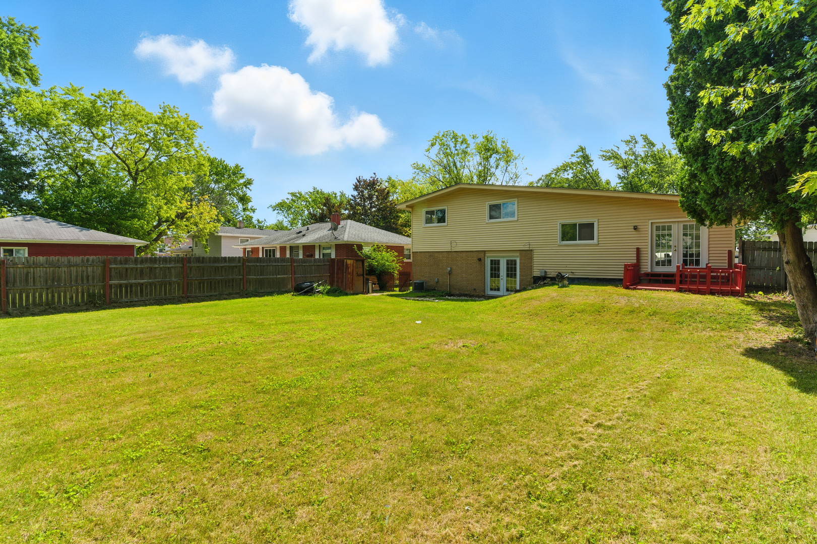2708 Dana Avenue