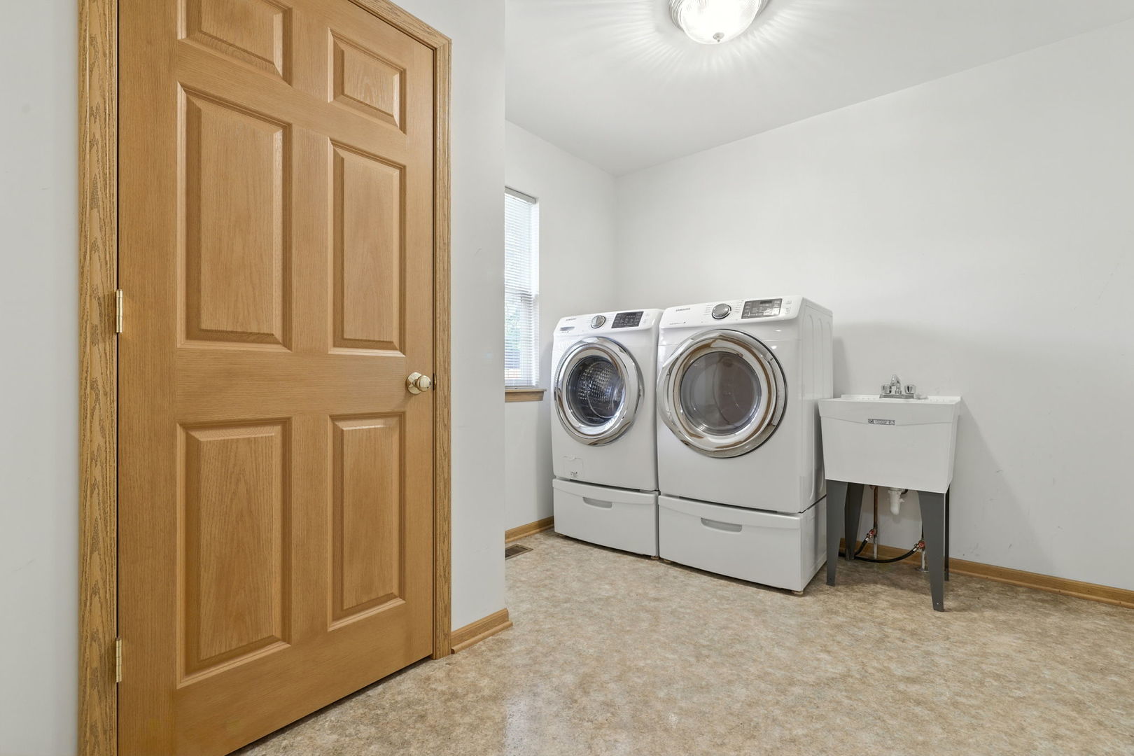 2218 Matthew Place