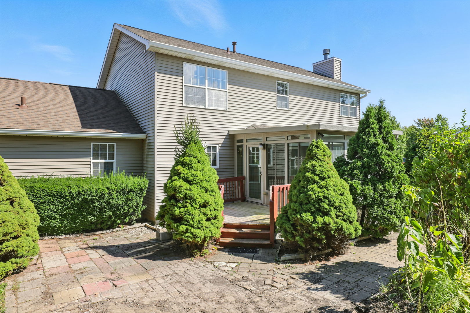2218 Matthew Place