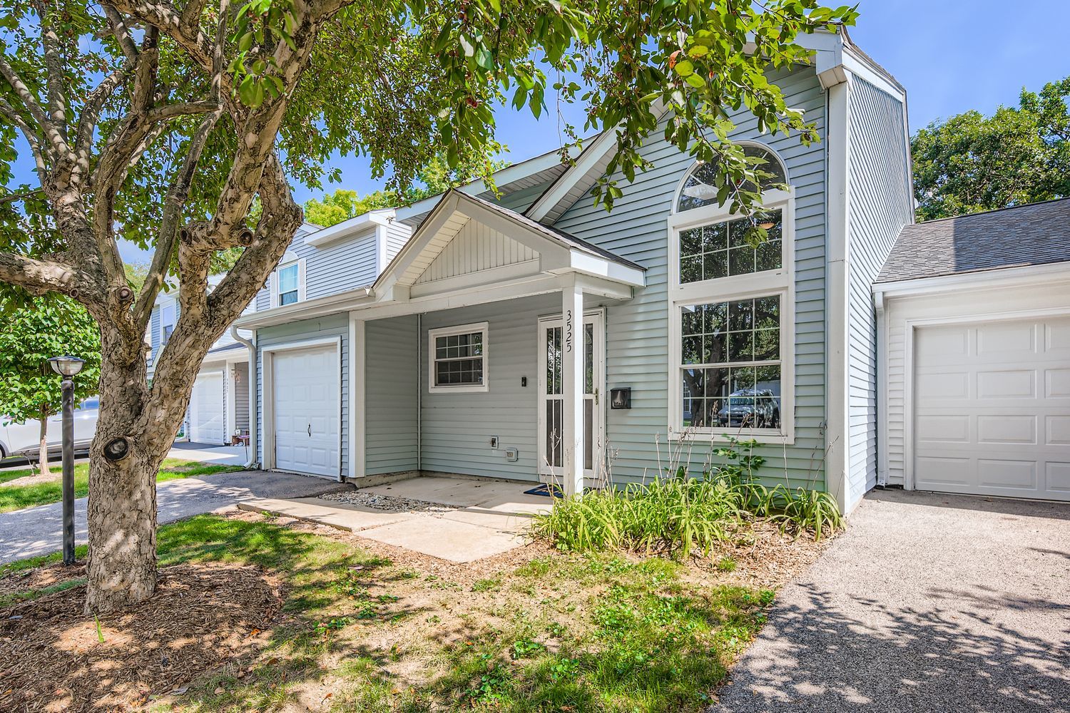 3525 Southport Drive