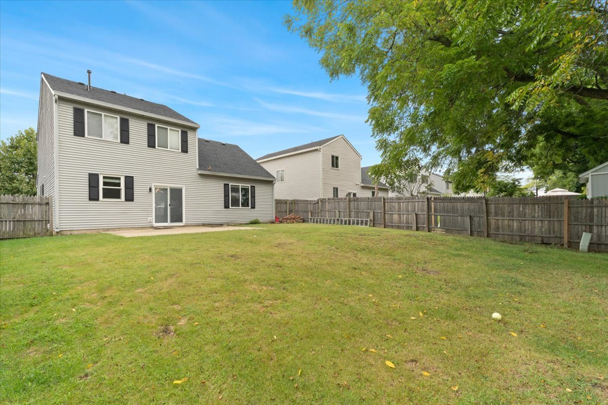 390 E QUAKER HOLLOW Lane