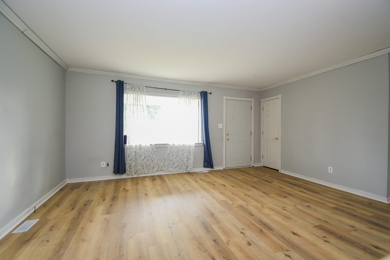 1107 Hilltop Boulevard