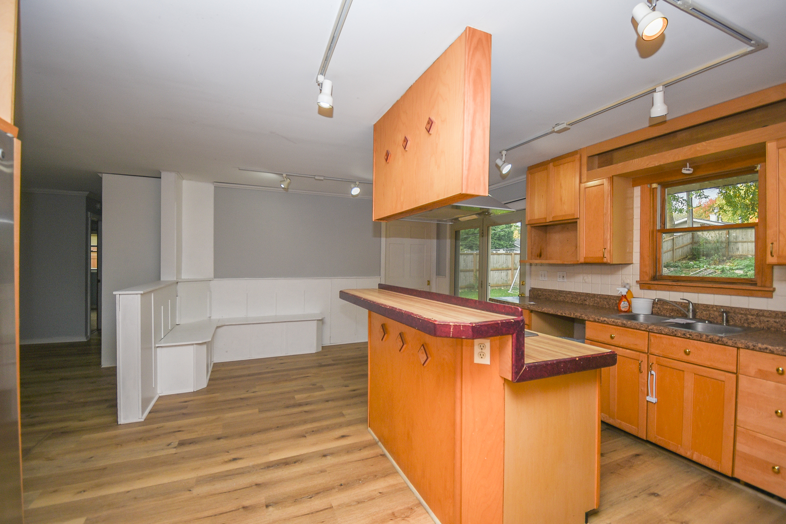 1107 Hilltop Boulevard
