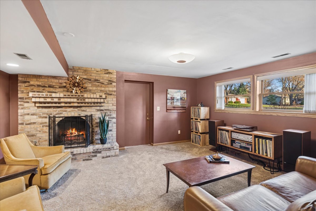 15342 W Clover Lane