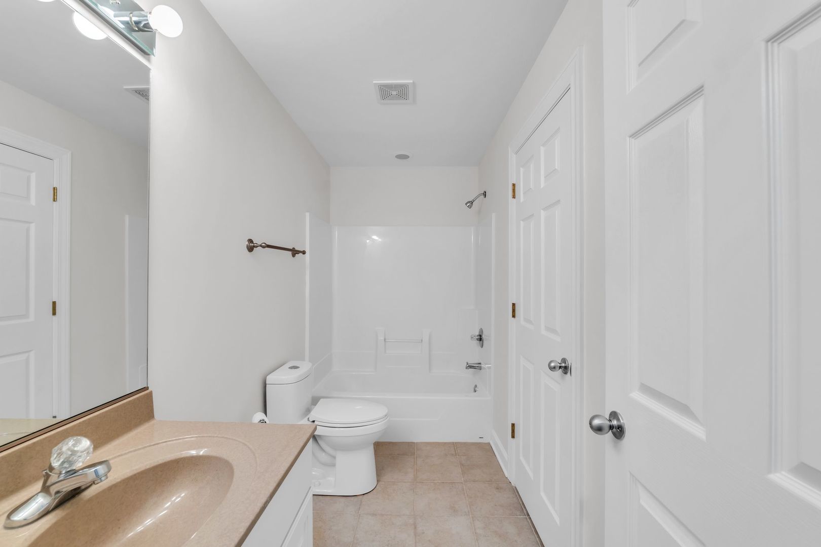 6712 PERKINS Parkway