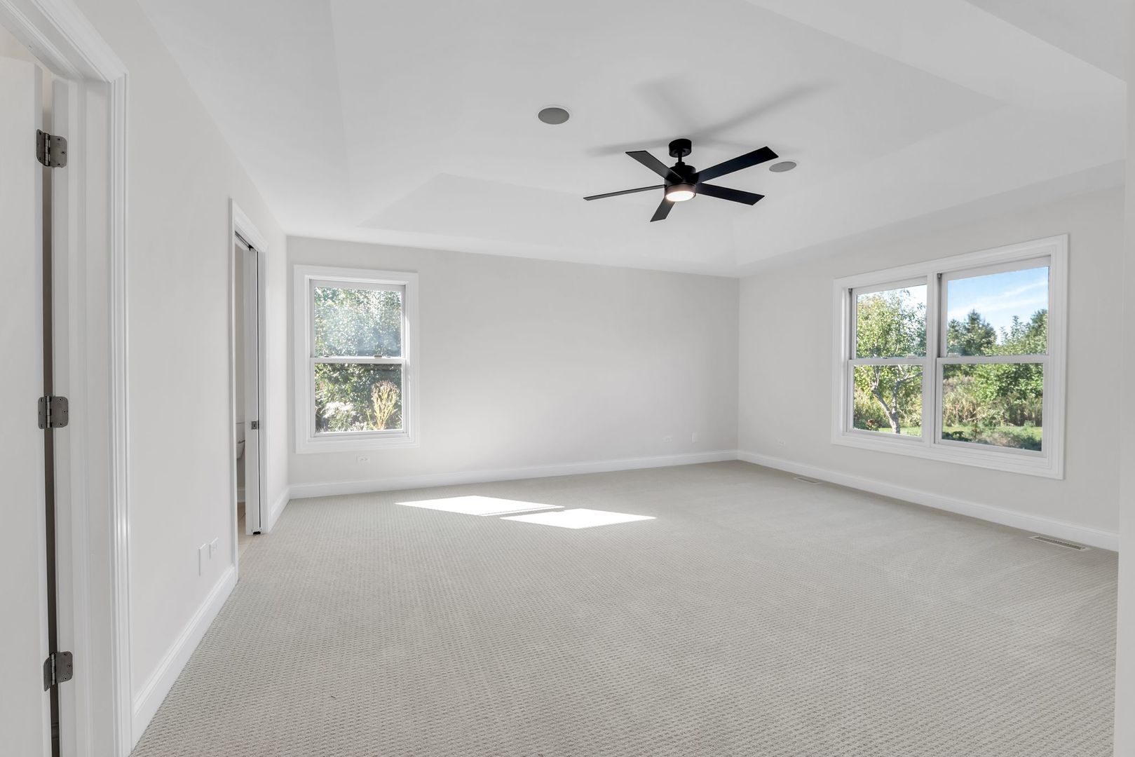 6712 PERKINS Parkway