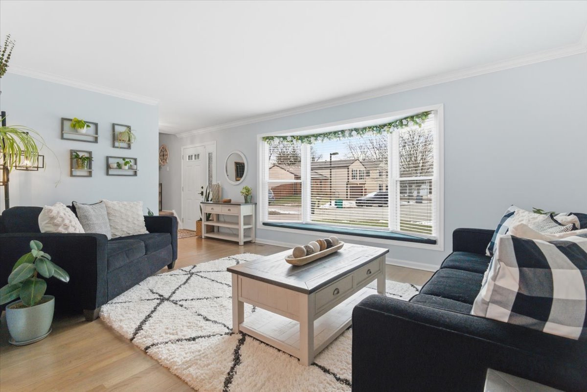 6 Saint Ives Lane