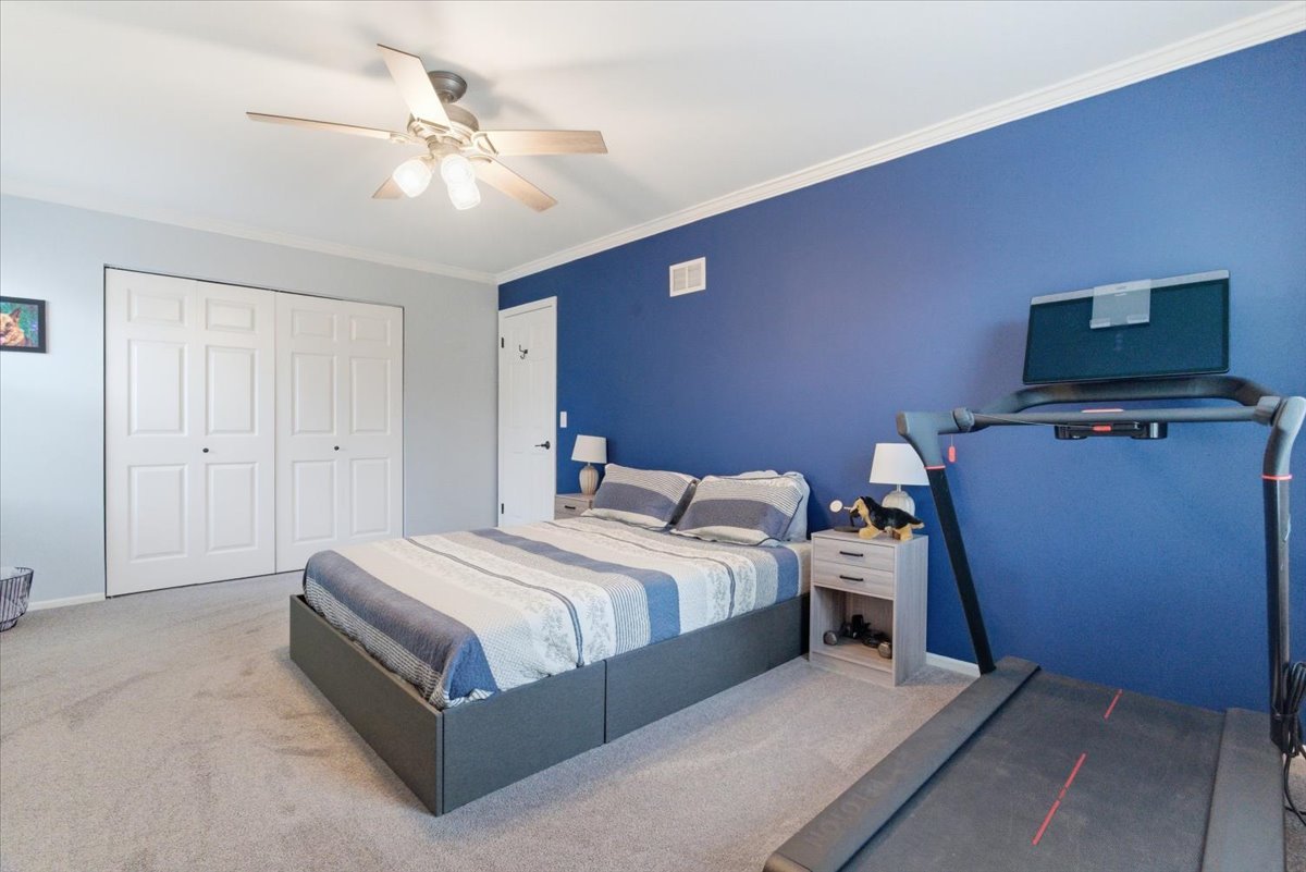 6 Saint Ives Lane