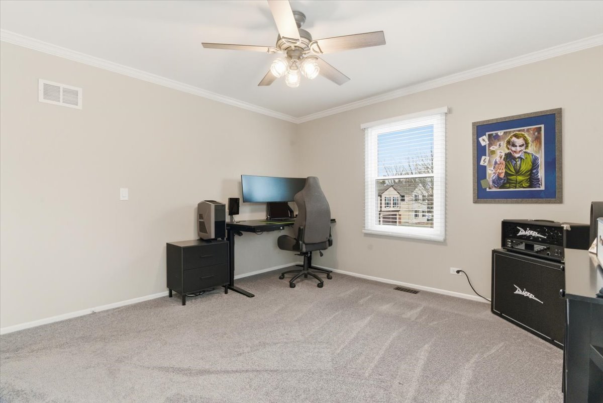 6 Saint Ives Lane